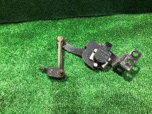 เซ็นเซอร์ปรับระดับไฟหน้า (ด้านหน้า) SUBARU OUTBACK OEM 84021AG000 BPE 2008