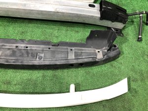 Жесткость бампера передняя SUBARU OUTBACK OEM 57712AG320, 57707AG080, 57705AG030 BPE 2008