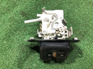 Замок пятой двери SUBARU OUTBACK OEM 63032AG100 BPE 2008 Silver Metallic C6Z