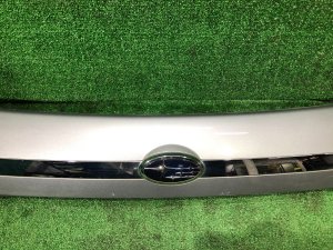 Накладка пятой двери SUBARU OUTBACK OEM 91710AG020MD, 91710AG021MD BPE 2008 Silver Metallic C6Z