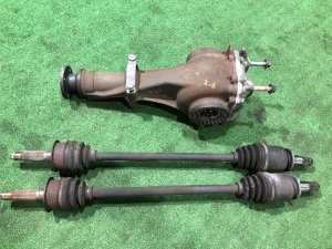 Редуктор с приводами G/R=3.272 XU 38300AC210, 28421AG011 SUBARU OUTBACK