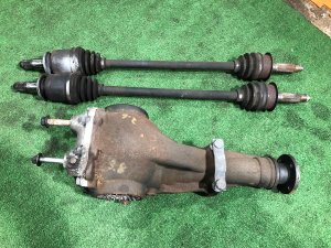 Редуктор с приводами G/R=3.272 XU SUBARU OUTBACK OEM 38300AC210, 28421AG011 BPE 2008 EZ30D AT