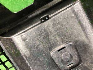 Решетка радиатора 2-я мод тюнинг SUBARU OUTBACK OEM 91121AG160 BPE 2008 Silver Metallic C6Z