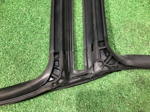 Уплотнитель дверей правый SUBARU OUTBACK OEM 63521AG000 BPE 2008 Silver Metallic C6Z