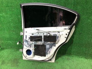 Дверь задняя правая SUBARU LEGACY OEM 60409AJ0249P BMG BM9 BM 2013 White Pearl 37J