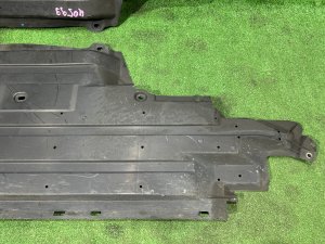 Защита днища SUBARU LEGACY OEM 56411AJ001, 56411AJ011 BMG BM9 BM 2013 White Pearl 37J