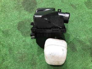 Корпус воздушного фильтра 46052AJ060, 46052AJ070 SUBARU LEGACY