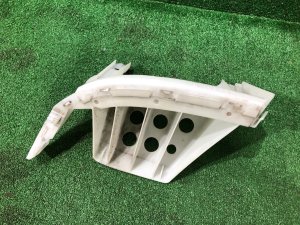 Крепление заднего бампера правое под стопом 57707AJ161 SUBARU LEGACY