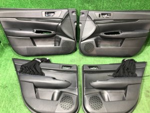 Обшивка дверей шторки autodecor SUBARU LEGACY OEM 94212AJ380VH, 94212AJ390VH, 94222AJ380VH, 94222AJ390VH BMG BM9 BM 2013 White Pearl 37J