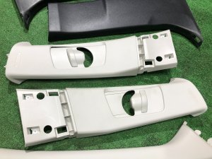 Обшивка стоек SUBARU LEGACY OEM 94010AJ000ME, 94010AJ010ME, 94022AJ000VH, 94022AJ010VH BMG BM9 BM 2013 White Pearl 37J
