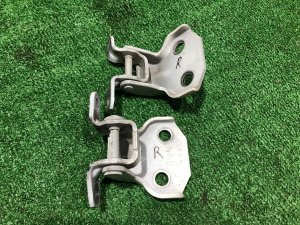 Петли двери передней правой SUBARU LEGACY OEM 60079AG002, 60079AG012 BMG BM9 BM 2013 White Pearl 37J