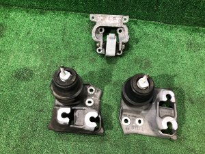 Подушки двигателя 41022AJ140, 41022AJ210 SUBARU LEGACY