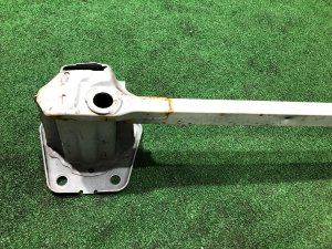 Жесткость бампера задняя SUBARU LEGACY OEM 57711AJ0409P BMG 2013 White Pearl 37J