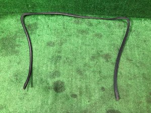 Молдинг лобового стекла 65058FE010 SUBARU IMPREZA