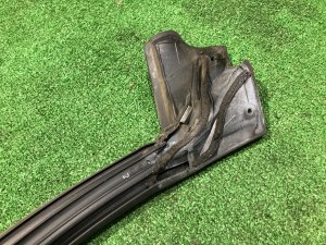 Уплотнитель дверей правый SUBARU IMPREZA OEM 63521FE020 GDA, GDB, GD 2002 Blue 02C
