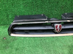 Решетка радиатора SUBARU LEGACY OEM 91061AC201 BG5 1997 RED