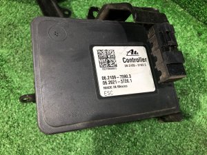 Блок abs SUBARU LEVORG OEM 27596VA030 VMG VM4 VM 2015 FA20E CVT
