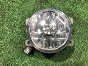 Фара противотуманная правая 84501AJ060 SUBARU LEVORG