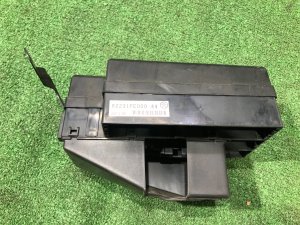 Блок предохранителей SUBARU IMPREZA OEM 82231FE000 GDA 2002 EJ205 AT