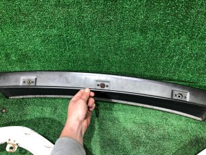 Губа передняя плюс клыки SUBARU LEGACY OEM 57703AE190PE BEE 2002 WHITE PEARL 081