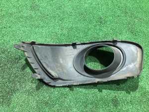 Заглушка туманки левая SUBARU LEGACY OEM 57731AE610 BEE 2002