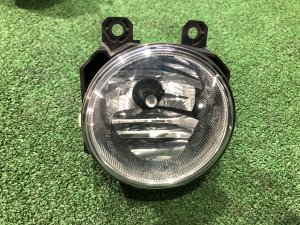 Фара противотуманная правая SUBARU LEVORG OEM 84501AJ060 VM4 VMG VM 2015