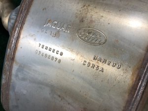 Глушитель RAND ROVER RANGE ROVER SPORT OEM LR105229, LR105234, LR036441 2019