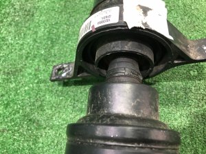 Кардан RAND ROVER RANGE ROVER SPORT OEM LR100831 2019 PТ204