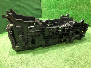 Бардачок подлокотник LAND ROVER RANGE ROVER SPORT OEM LR100257 2019