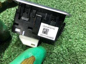 Блок управления стеклоподъемниками LAND ROVER RANGE ROVER SPORT OEM LR123006, LR113043 2019 PТ204