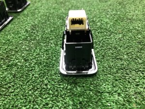 Блок управления стеклоподъемниками LAND ROVER RANGE ROVER SPORT OEM LR123006, LR113043 2019 PТ204