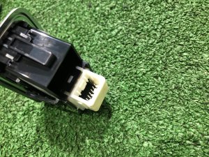 Блок управления стеклоподъемниками LAND ROVER RANGE ROVER SPORT OEM LR123006, LR113043 2019 PТ204