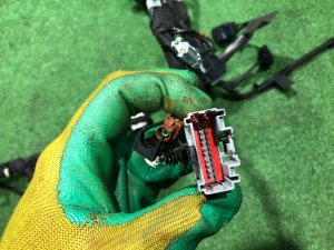 Коса передней правой двери LAND ROVER RANGE ROVER SPORT OEM LR119326, KK62-14631-BBE 2019