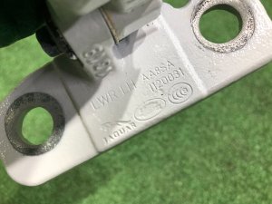 Петли двери задней левой LAND ROVER RANGE ROVER SPORT OEM LR073600, LR073596 2019