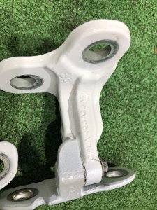 Петли двери задней правой LAND ROVER RANGE ROVER SPORT OEM LR073595, LR073599 2019