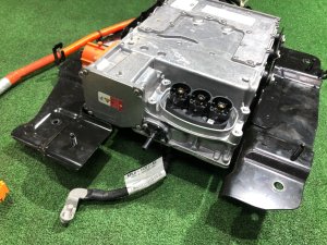 Инвертор LAND ROVER RANGE ROVER SPORT OEM LR101846, JPLA-75522-AH 2019