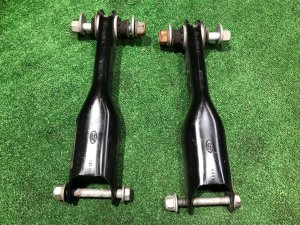 Рычаги задние LR128796, LR128797 LAND ROVER RANGE ROVER SPORT