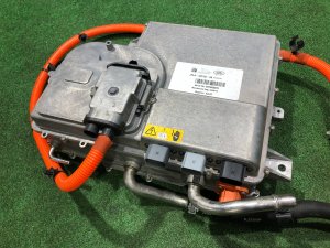 Инвертор LAND ROVER RANGE ROVER SPORT OEM LR133406, JPLA10C762AX 2019