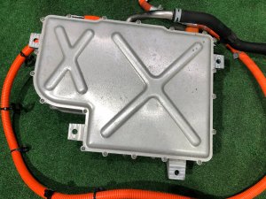 Инвертор LAND ROVER RANGE ROVER SPORT OEM LR133406, JPLA10C762AX 2019