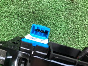 Кнопка центрального замка задняя правая LAND ROVER RANGE ROVER SPORT OEM LR071264 2019