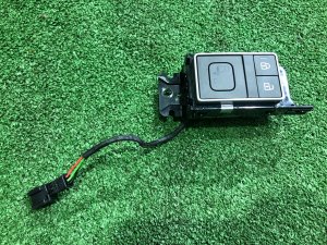 Кнопка центрального замка задняя правая LR071264 LAND ROVER RANGE ROVER SPORT