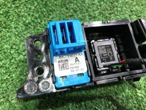 Кнопка центрального замка задняя правая LAND ROVER RANGE ROVER SPORT OEM LR071264 2019