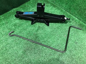ジャッキ высокий SUBARU FORESTER OEM 97030FC110 SF5 1998