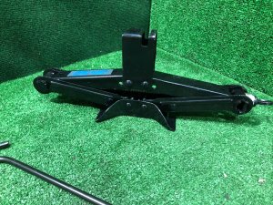 ジャッキ высокий SUBARU FORESTER OEM 97030FC110 SF5 1998