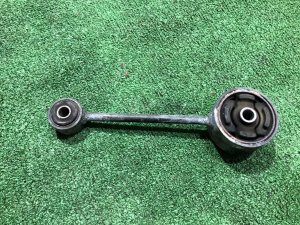 Подушка мкпп верхняя 41040AC000 SUBARU FORESTER