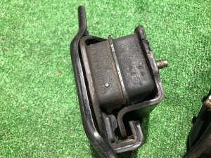 Soportes de motor SUBARU FORESTER OEM 41022FA090, 41031FA080, 41031FA090 SF5 1998 EJ202 MT