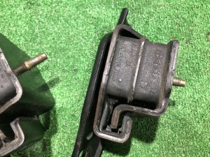 Soportes de motor SUBARU FORESTER OEM 41022FA090, 41031FA080, 41031FA090 SF5 1998 EJ202 MT