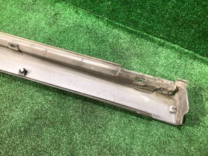 右サイドシル SUBARU FORESTER OEM 91057FC280 SF5 1998 silver 792