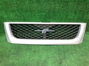 Решетка радиатора 91065FC050SJ SUBARU FORESTER