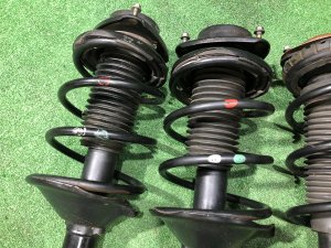 Стойки SUBARU FORESTER OEM 20310FC020, 20310FC030, 20330FC040, 20360FC120, 20360FC130 SF5 1998 EJ202 MT